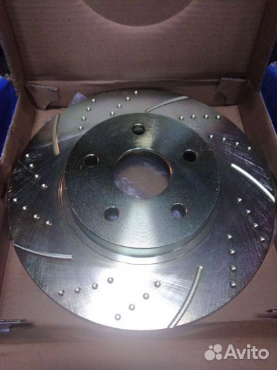 Комплект диски тормозные пер. На тойота раф 4