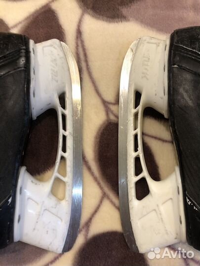 Детские хоккейные коньки, краги bauer supreme