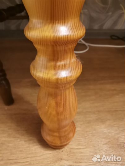 Стол обеденный