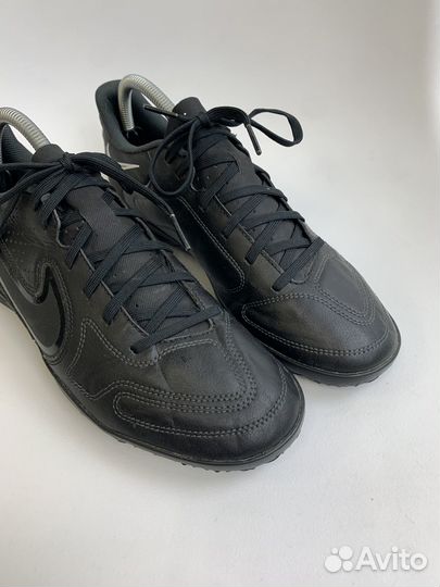 Бутсы сороконожки Nike Tiempo Legend 9