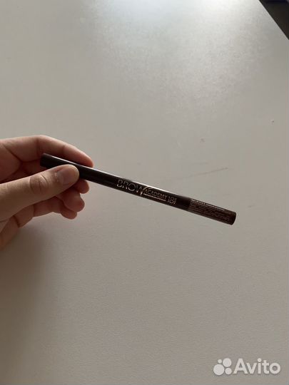 Карандаш для бровей