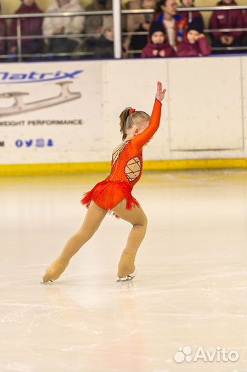 Костюм для фигурного катания