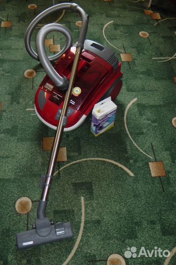 Пылесос с аквафильтром