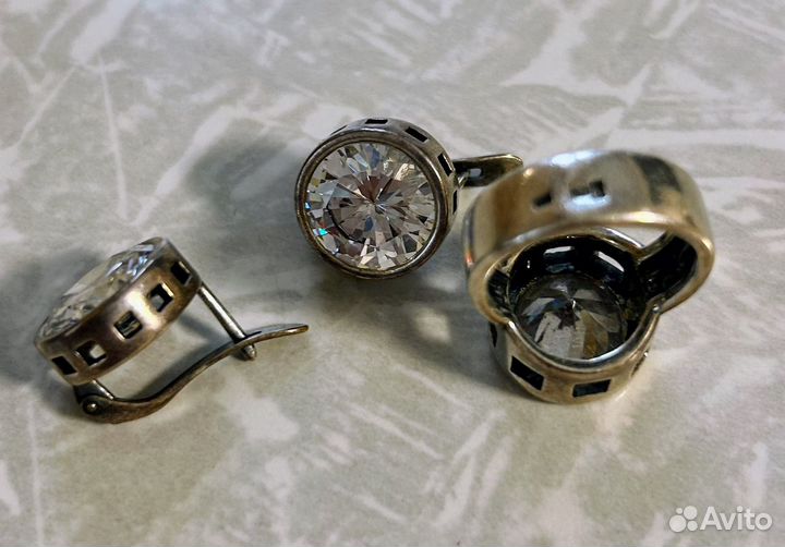 Продам серьги кольцо из серебра