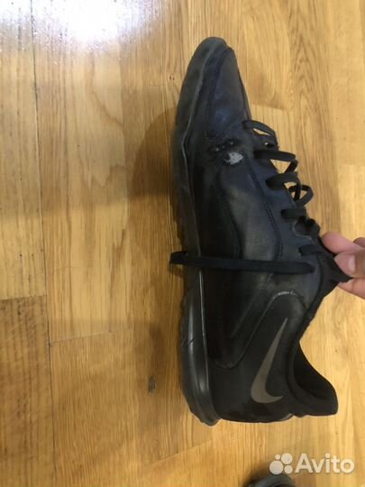 Футзалки nike tiempo в состоянии 6/10