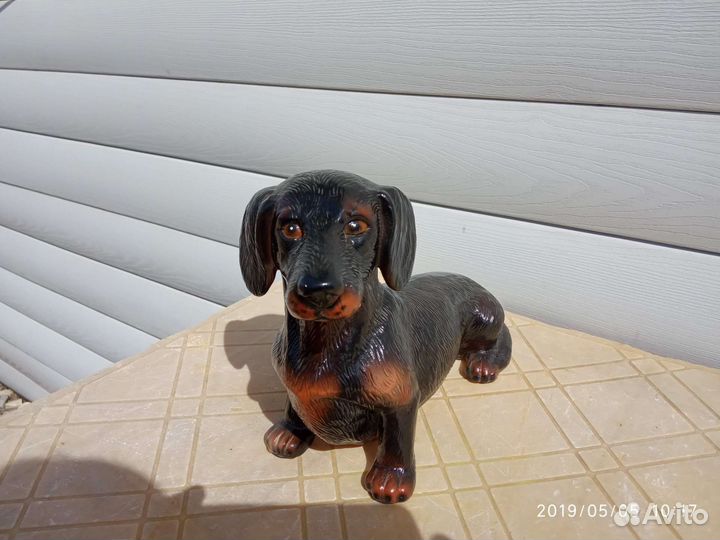 Такса статуэтка. Новая