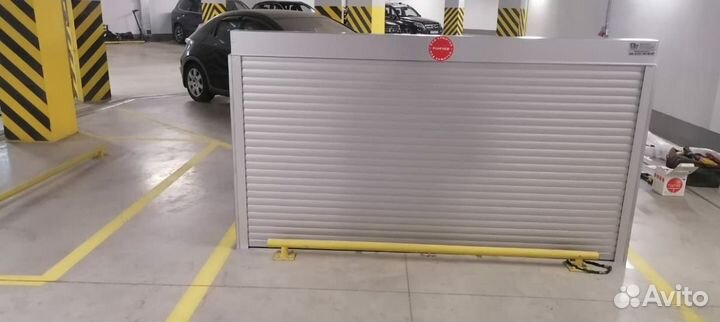 Роллетные шкафы в паркинг/ Шкаф для паркинга