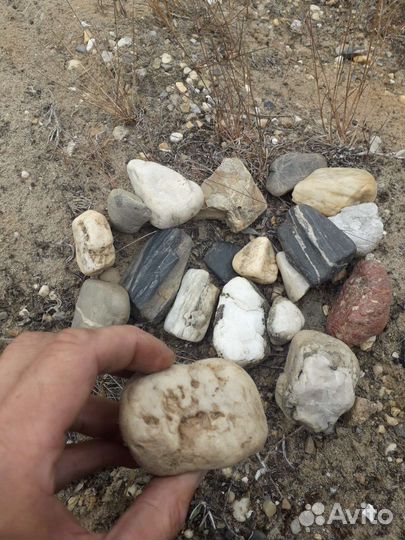 Камень природный, валуны, булыжник, и бутафорные