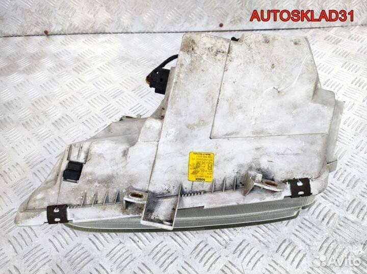 Фара правая Ford Galaxy 0301048312