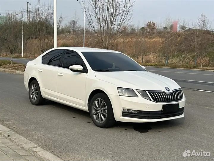 Skoda Octavia (China) 1.5 AT, 2022, 27 500 км