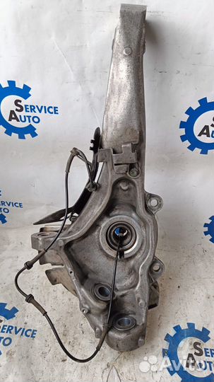 Range Rover Sport 14- Цапфа правая передняя 0595