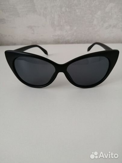 Солнцезащитные очки женские