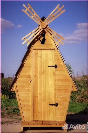 Дачный туалет деревянный KEY674