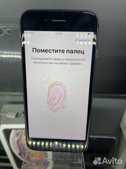 iPhone 8, 64 ГБ