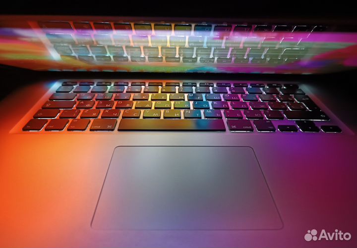 Кастомный Macbook pro 15 2009 ssd240 2 видеокарты