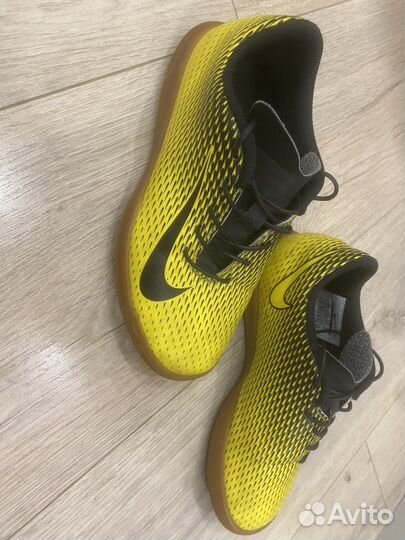 Nike р-р 31 в отличном состоянии