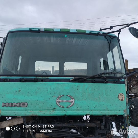 Запчасти на hino profia