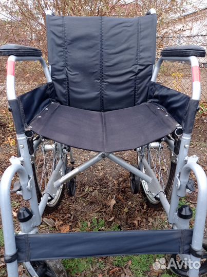 Кресло каталка инвалидная
