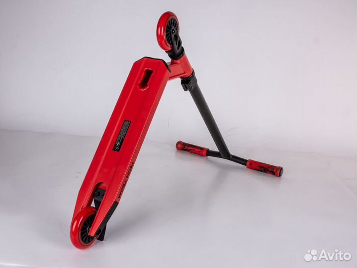 Самокат трюковой