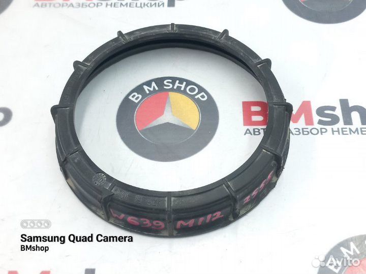 Крышка топливного насоса Mercedes-Benz V350 W639