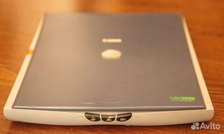 Сканер Canon Lide 20-30