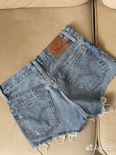 Шорты женские Levis