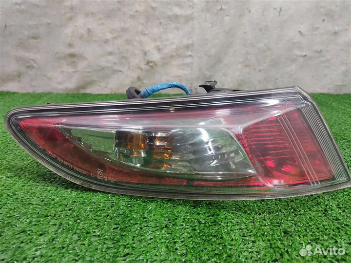 Фонарь задний наружный левый Honda Civic 5D (FN)