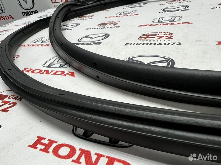 Уплотнитель двери задний Mazda CX-5 KF 2017-2024