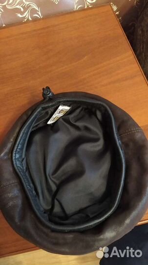 Берет женский