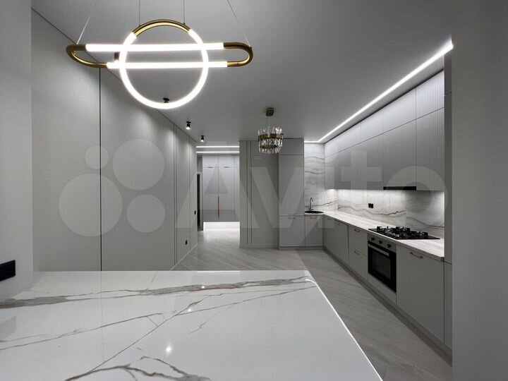 2-к. квартира, 67 м², 11/12 эт.