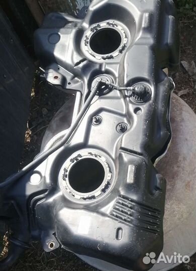 Бензобак Volkswagen Tiguan 2.0