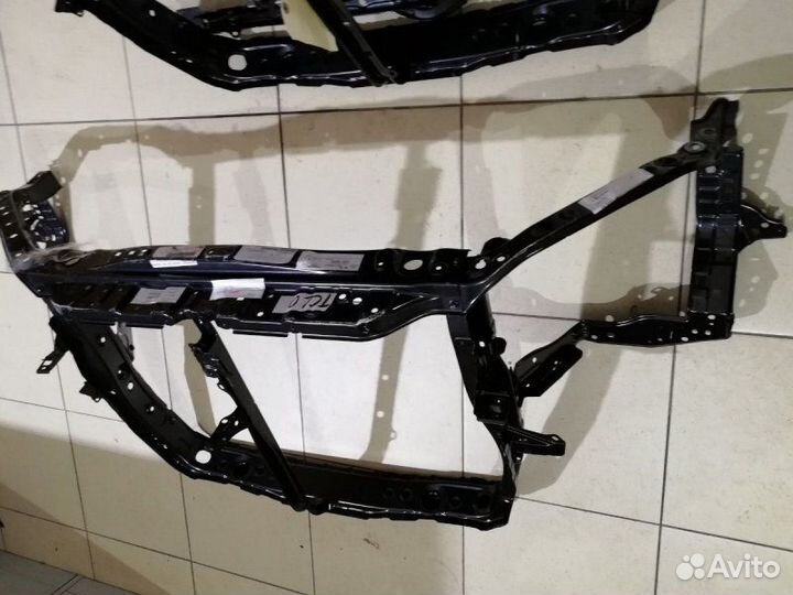 Суппорт радиатора Toyota Highlander U50