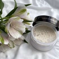 Laura mercier пудра