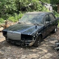 Mercedes-Benz W123 3.0 AT, 1985, 133 000 км, с пробегом, цена 270 000 руб.