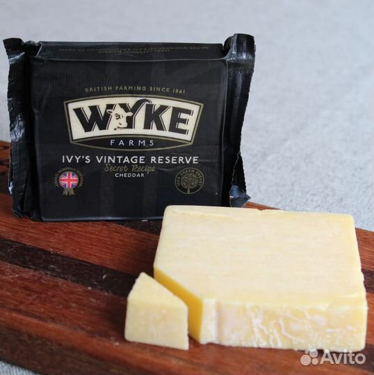 Сыр Чеддер Wyke Farms Ivy's Vintage Reserve