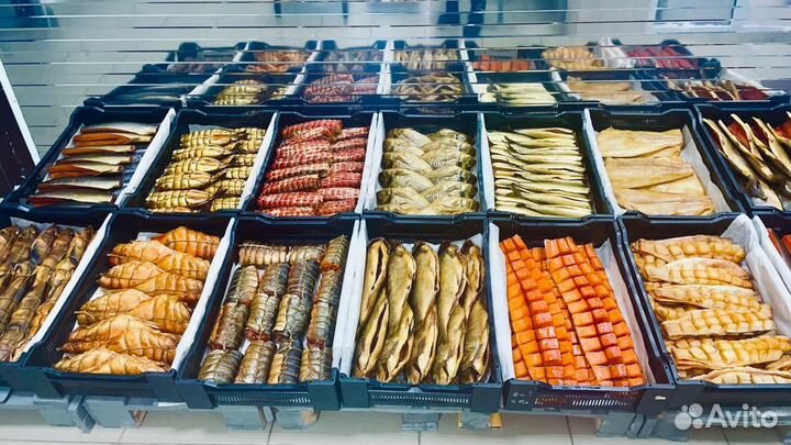 Рыба горячего копчения в ассортименте