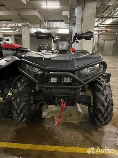 Квадроцикл Polaris 800 EFI Forest