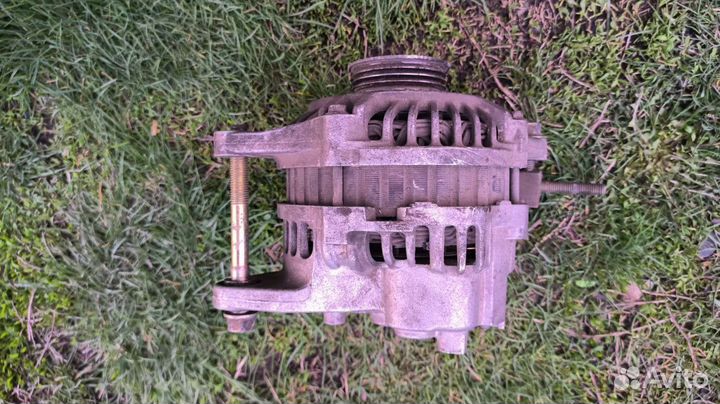 Генератор Мазда familia