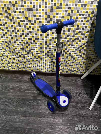 Самокат детский трехколесный б/у