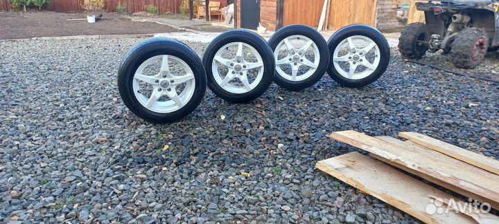 Dunlop D87M 205/60 R16