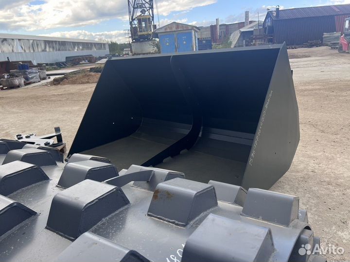 Ковш зерновой 1,6 куба для погрузчика Manitou