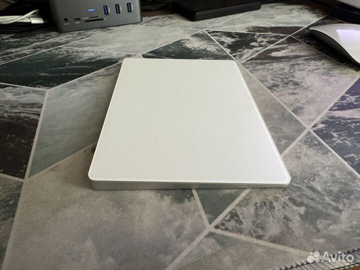 Apple Magic Trackpad 2