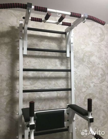 Шведская стенка с турником и брусьями