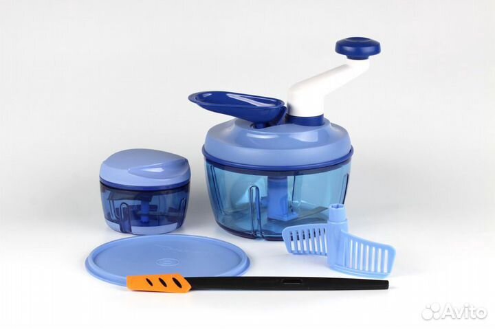 Комбайн от Tupperware с крышкой