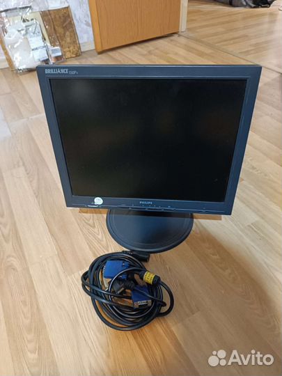 Монитор Philips 150P4CB