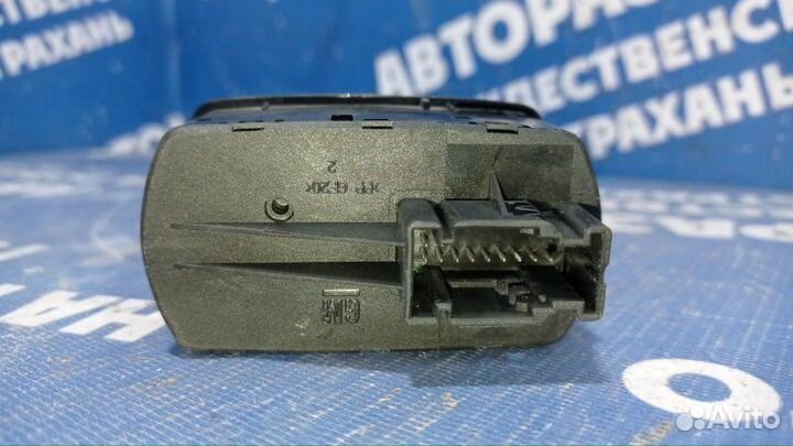 Блок управления стеклоподъемниками Opel Corsa D