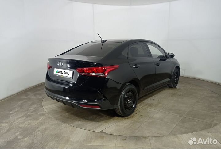 Hyundai Solaris 1.6 МТ, 2021, 64 997 км