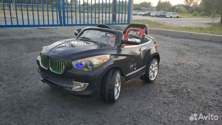 Детский электромобиль бу