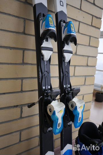 Горнолыжные ботинки детские+лыжи р.24,5