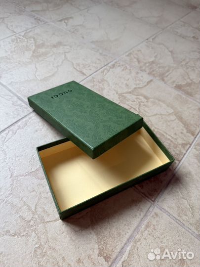 Коробка Gucci зеленая